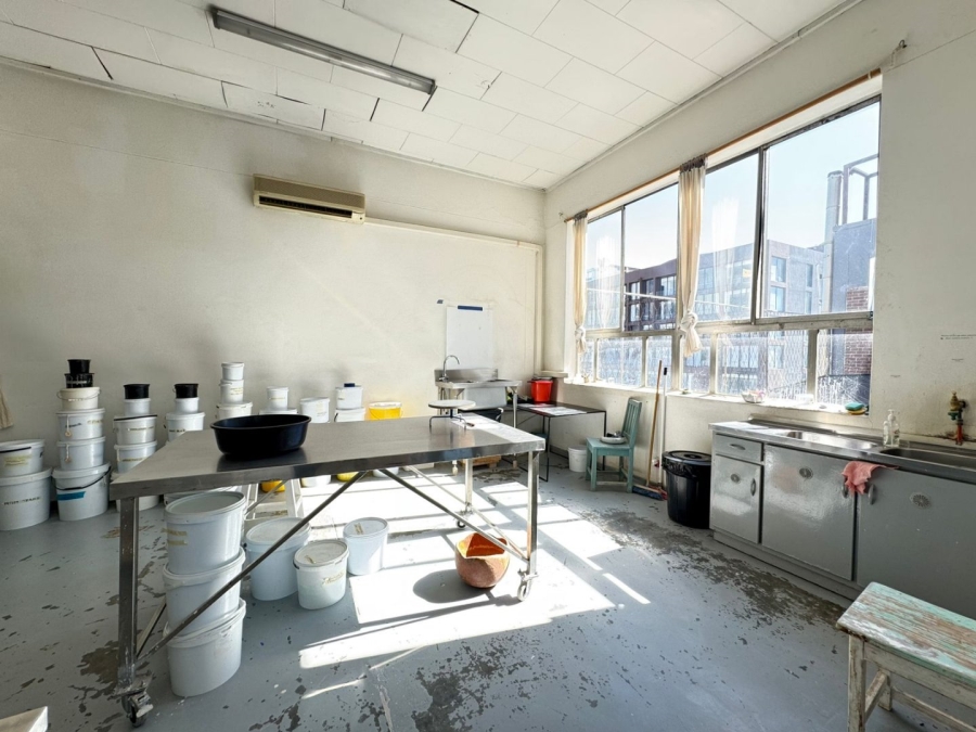 To Let commercial Property for Rent in Woodstock Western Cape